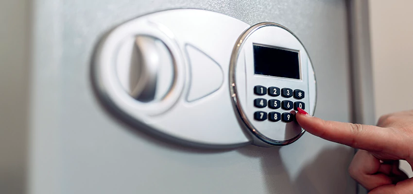 Jewelry Safe Cracking in Escalon, California